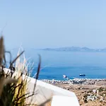 Blu Dot Tinos Apartmanhotel 3*