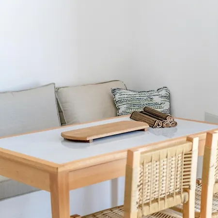 Hotel apartamentowy Blu Dot Tinos Dio Choria