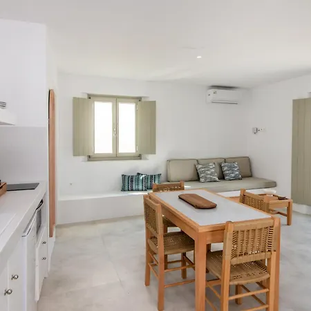 Blu Dot Tinos Aparthotel *