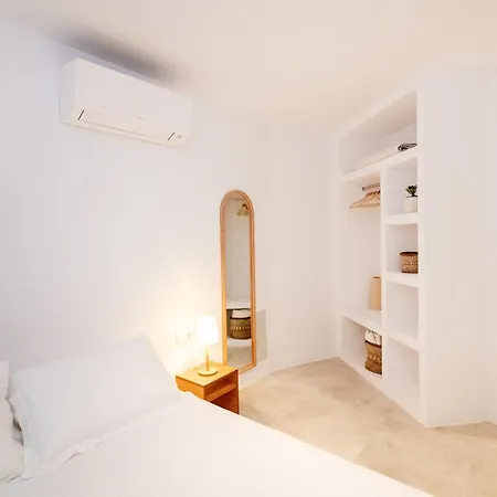 Blu Dot Tinos 3*