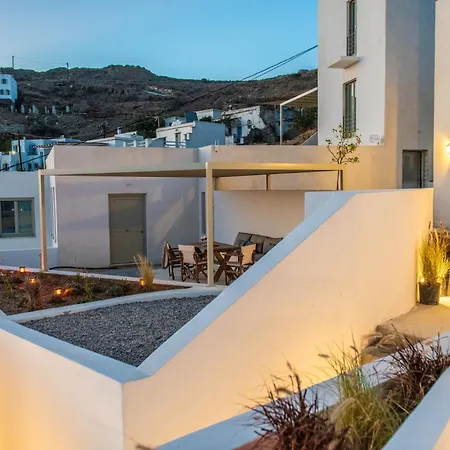 Blu Dot Tinos Hotel apartamentowy Dio Choria