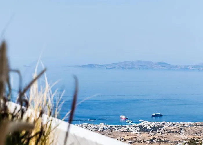 Blu Dot Tinos Aparthotel 3*